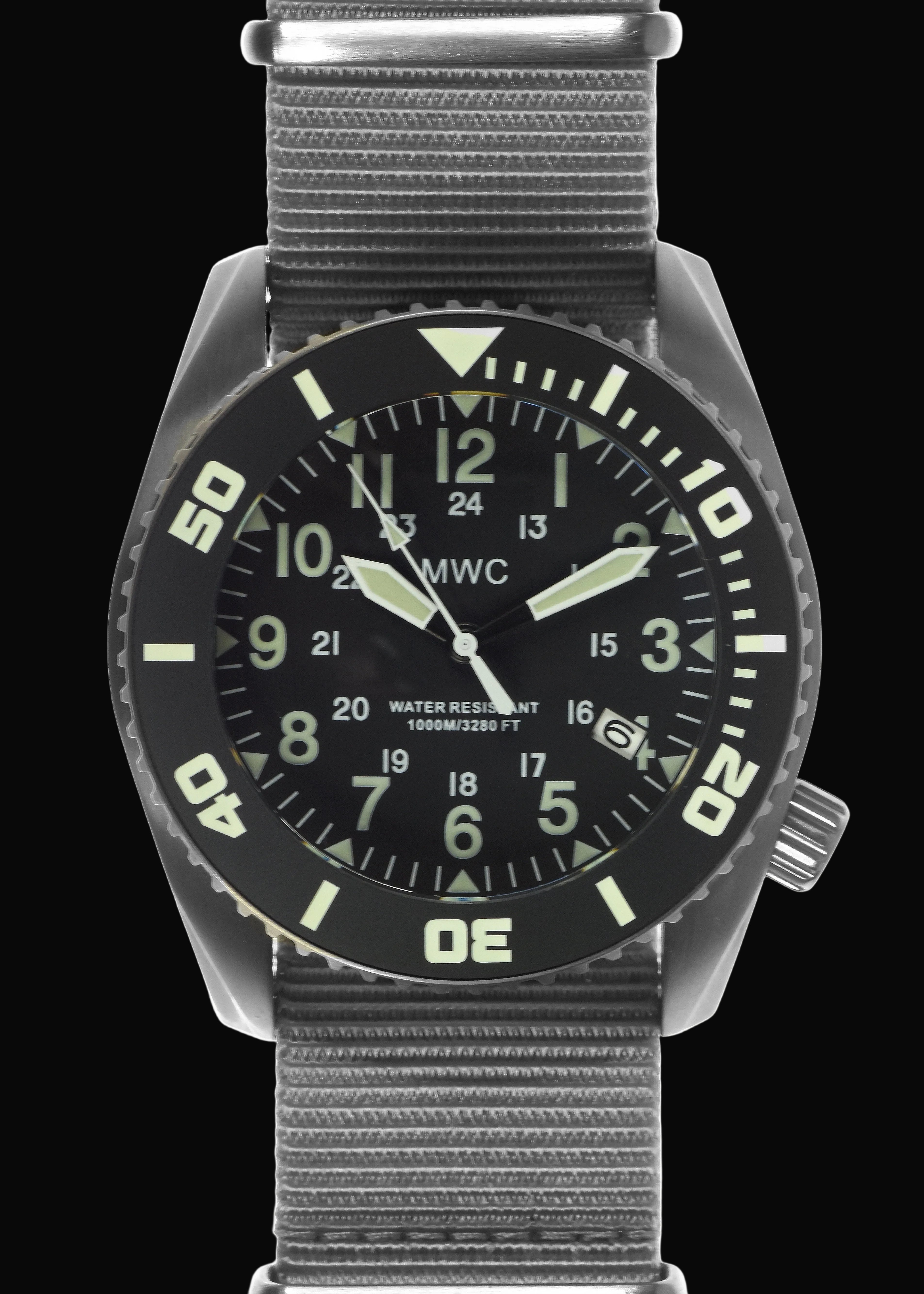 MWC "Depthmaster" 100atm / 3,280ft / 1000m Water Resistant Military Divers Watch in a Titanium Case with a Helium Escape Valve (Automatic)