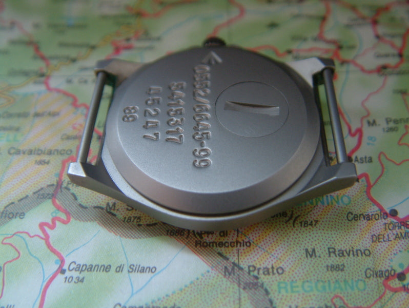 3 x 18mm, 20mm, 22mm or 24mm Pins Designed to Create the Appearance of a Military Watch with Fixed Solid Bars