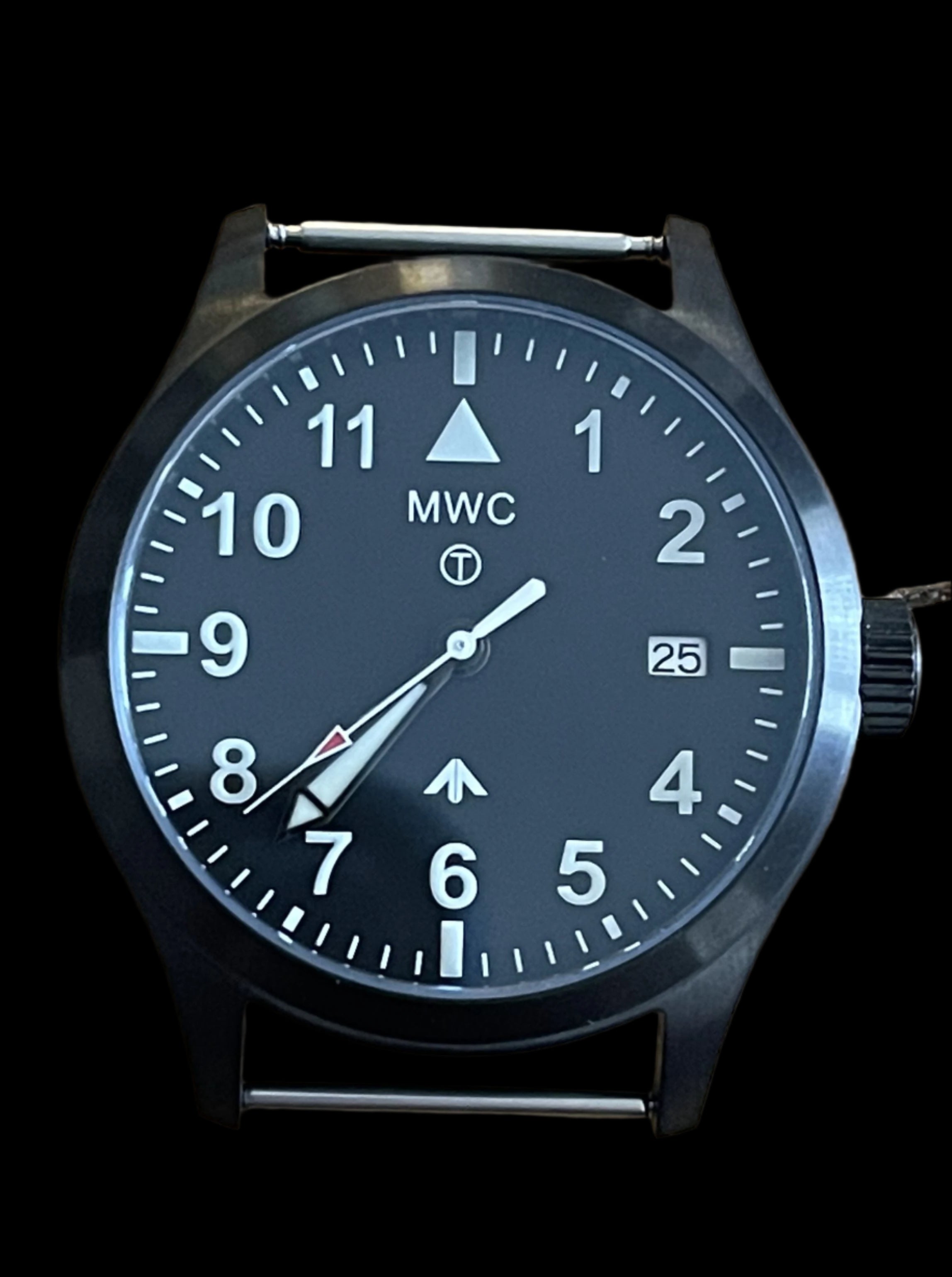 3 x 18mm, 20mm, 22mm or 24mm Pins Designed to Create the Appearance of a Military Watch with Fixed Solid Bars