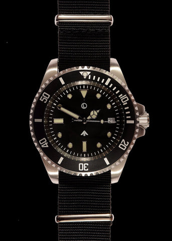 MWC 300m / 1000ft Stainless Steel Quartz Military Divers Watch with 10 Year Battery Life